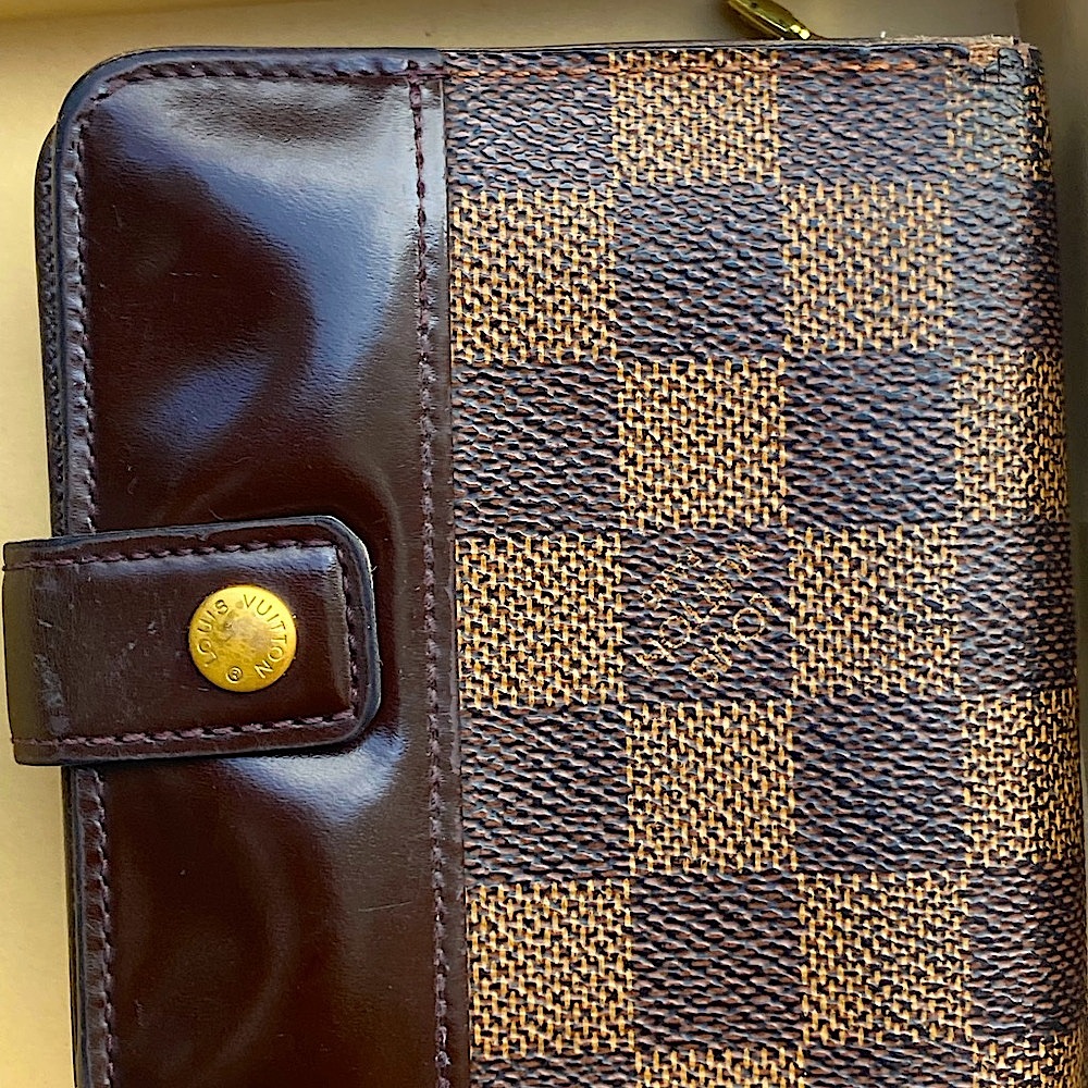 Louis Vuitton Compact Wallet - Picture 7 of 14